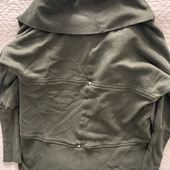 Wilfred green cardigan - Picture 4 of 8